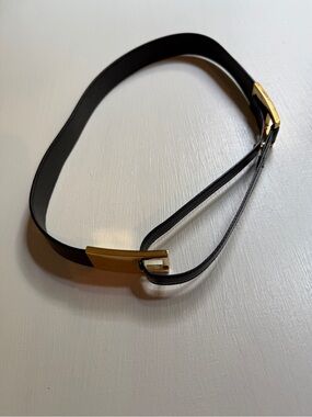 Salvatore Ferragamo Black Leather Gold Tone Buckle. Size M.❤️ Salvatore Ferragamo | Accessories | All Black Gold Buckle  main image 4